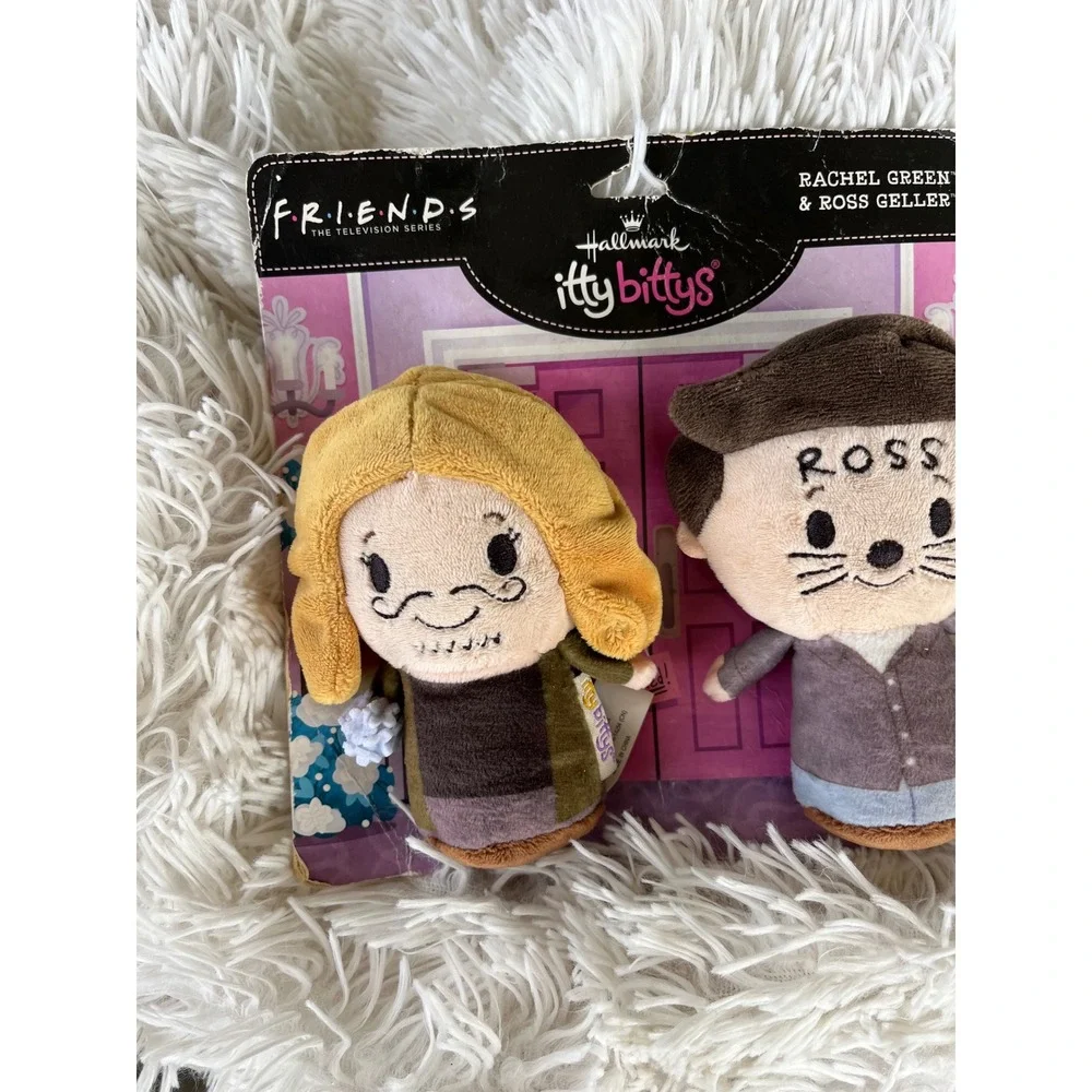 Hallmark Itty Bittys Friends Rachel Green Ross Geller Vegas Wedding Plush Set‎